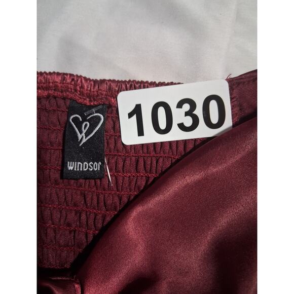 Windsor Women's size Small Falling For You Puff Sleeve Satin Romantic Crop Top - Picture 4 of 13